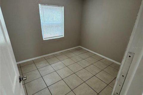 House in Tampa, Florida 3 bedrooms, 97.92 sq.m. № 2394340 - photo 17