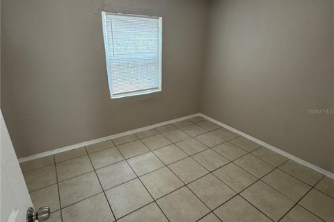 House in Tampa, Florida 3 bedrooms, 97.92 sq.m. № 2394340 - photo 15