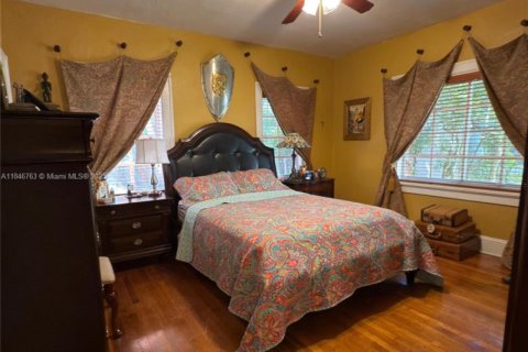 Casa en venta en Miami Springs, Florida, 2 dormitorios, 156.82 m2 № 1849123 - foto 14