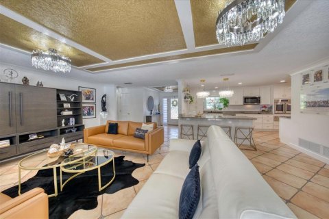 House in Largo, Florida 4 bedrooms, 196.3 sq.m. № 2208478 - photo 6