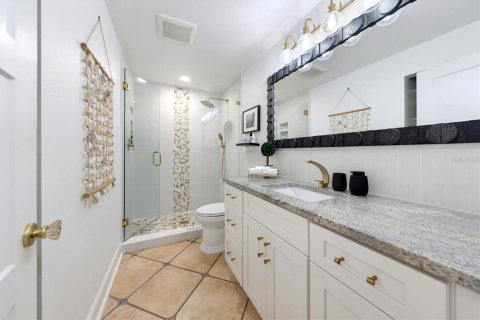 House in Largo, Florida 4 bedrooms, 196.3 sq.m. № 2208478 - photo 21