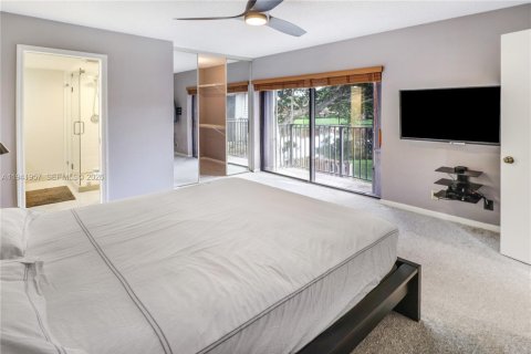 Townhouse in Plantation, Florida 2 bedrooms, 127.46 sq.m. № 1998773 - photo 24