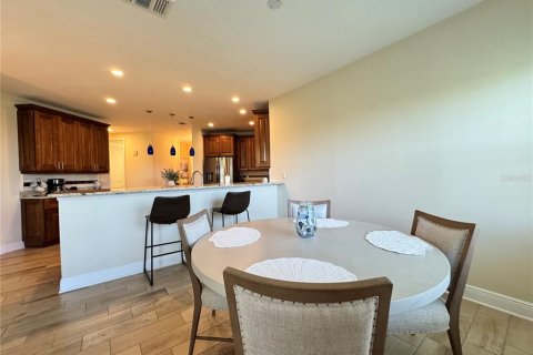 Condominio en alquiler en Bradenton, Florida, 2 dormitorios, 153.94 m2 № 1625658 - foto 8