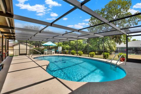 House in Spring Hill, Florida 3 bedrooms, 180.04 sq.m. № 1608959 - photo 30