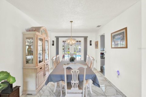 House in Spring Hill, Florida 3 bedrooms, 180.04 sq.m. № 1608959 - photo 10
