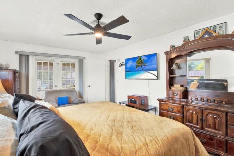 House in Spring Hill, Florida 3 bedrooms, 180.04 sq.m. № 1608959 - photo 27