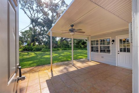 House in Bradenton, Florida 4 bedrooms, 185.25 sq.m. № 1893672 - photo 28