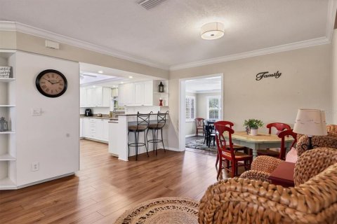House in Bradenton, Florida 4 bedrooms, 185.25 sq.m. № 1893672 - photo 10