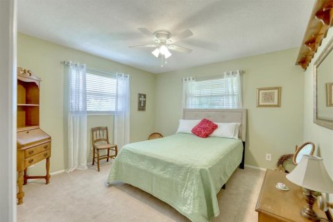 House in Bradenton, Florida 4 bedrooms, 185.25 sq.m. № 1893672 - photo 23
