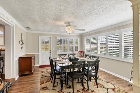 House in Bradenton, Florida 4 bedrooms, 185.25 sq.m. № 1893672 - photo 17