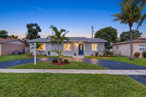 Casa en North Lauderdale, Florida 4 dormitorios, 127.28 m2 № 2429723