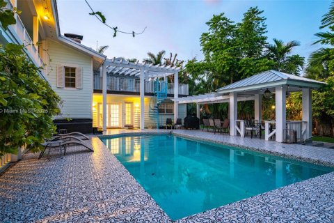 Casa en venta en Hollywood, Florida, 8 dormitorios, 473.52 m2 № 1968617 - foto 4