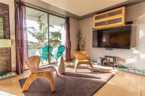 Copropriété à louer à Hallandale Beach, Floride: 2 chambres, 130.06 m2 № 1967477 - photo 4