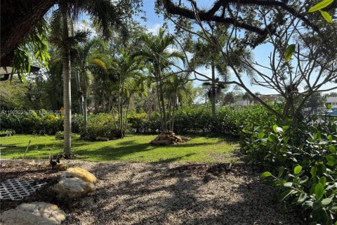 Casa en venta en Fort Lauderdale, Florida, 2 dormitorios, 98.1 m2 № 1977421 - foto 27