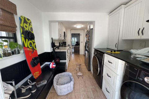 Casa en venta en Fort Lauderdale, Florida, 2 dormitorios, 98.1 m2 № 1977421 - foto 25