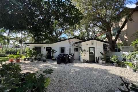 Casa en venta en Fort Lauderdale, Florida, 2 dormitorios, 98.1 m2 № 1977421 - foto 6