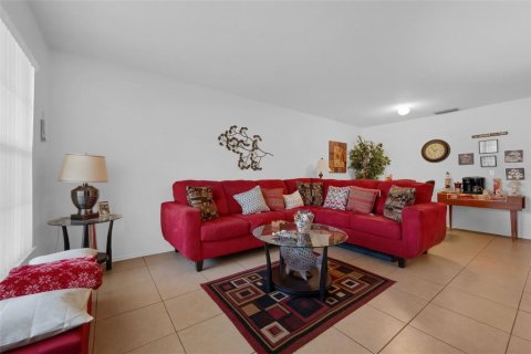 Commercial property in Orlando, Florida 183.2 sq.m. № 1852533 - photo 12