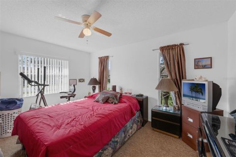 Commercial property in Orlando, Florida 183.2 sq.m. № 1852533 - photo 24