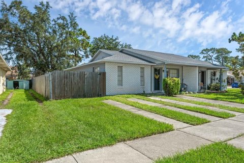 Commercial property in Orlando, Florida 183.2 sq.m. № 1852533 - photo 8