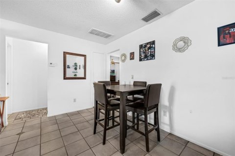 Commercial property in Orlando, Florida 183.2 sq.m. № 1852533 - photo 4