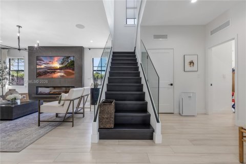 Купить виллу или дом в Майами, Флорида 5 спален, 290.97м2, № 2056593 - фото 17