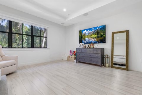 Купить виллу или дом в Майами, Флорида 5 спален, 290.97м2, № 2056593 - фото 28