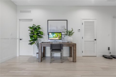 Купить виллу или дом в Майами, Флорида 5 спален, 290.97м2, № 2056593 - фото 25