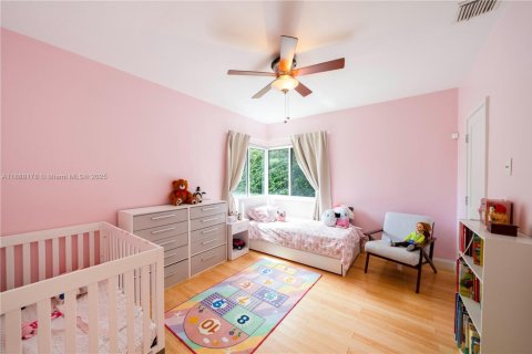 Villa ou maison à louer à Miami Beach, Floride: 3 chambres, 166.76 m2 № 1942244 - photo 15