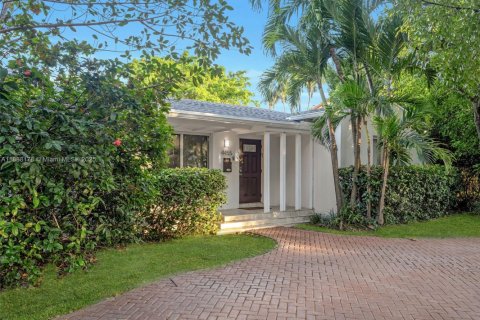 Villa ou maison à louer à Miami Beach, Floride: 3 chambres, 166.76 m2 № 1942244 - photo 3