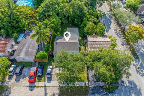 Propiedad comercial en venta en Fort Lauderdale, Florida, 118.45 m2 № 1768886 - foto 5