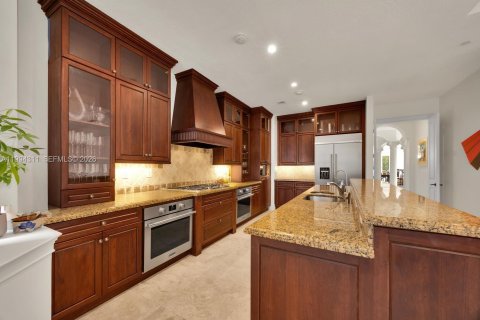 Condominio en venta en Miami, Florida, 4 dormitorios, 465.44 m2 № 2060721 - foto 10