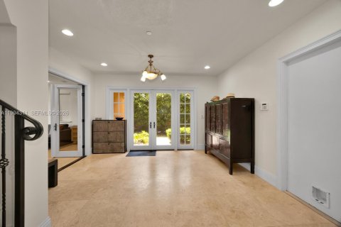 Condominio en venta en Miami, Florida, 4 dormitorios, 465.44 m2 № 2060721 - foto 25