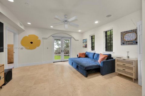 Condominio en venta en Miami, Florida, 4 dormitorios, 465.44 m2 № 2060721 - foto 27