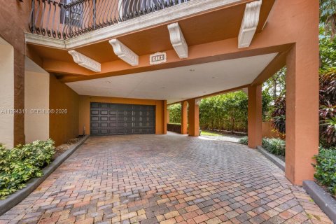 Condominio en venta en Miami, Florida, 4 dormitorios, 465.44 m2 № 2060721 - foto 23