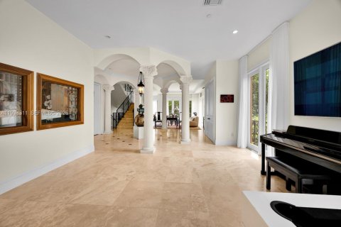Condominio en venta en Miami, Florida, 4 dormitorios, 465.44 m2 № 2060721 - foto 6