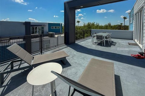 Condominio en alquiler en Kissimmee, Florida, 5 dormitorios, 244.33 m2 № 2105570 - foto 6