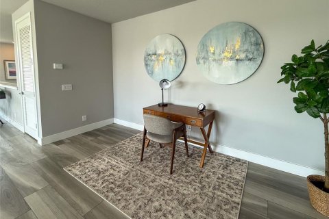 Condominio en alquiler en Kissimmee, Florida, 5 dormitorios, 244.33 m2 № 2105570 - foto 20