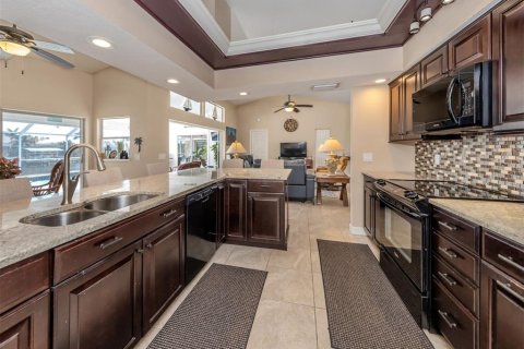 Casa en venta en Port Charlotte, Florida, 3 dormitorios, 199 m2 № 1516942 - foto 17