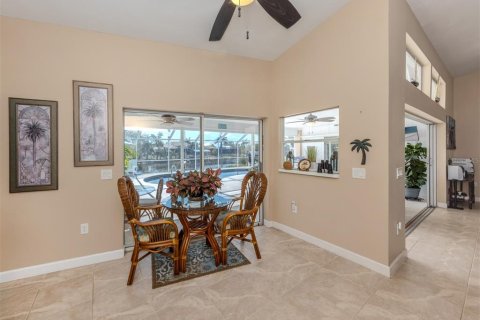 Casa en venta en Port Charlotte, Florida, 3 dormitorios, 199 m2 № 1516942 - foto 18