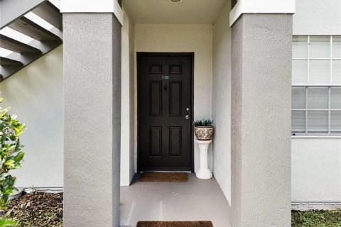 Copropriété à louer à Orlando, Floride: 2 chambres, 119.66 m2 № 2287515 - photo 3