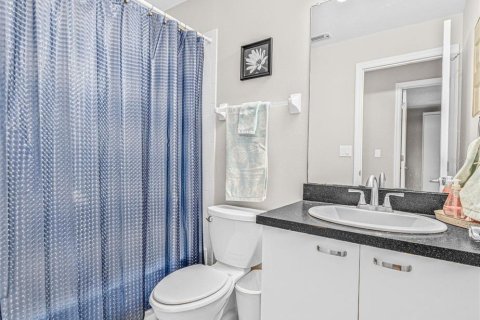 Купить таунхаус в Ларго, Флорида 8 комнат, 166.48м2, № 1854071 - фото 23