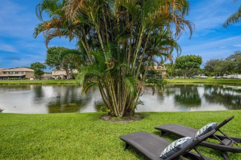 Townhouse in Davie, Florida 2 bedrooms, 112.97 sq.m. № 1951538 - photo 25