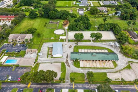 Townhouse in Davie, Florida 2 bedrooms, 112.97 sq.m. № 1951538 - photo 4