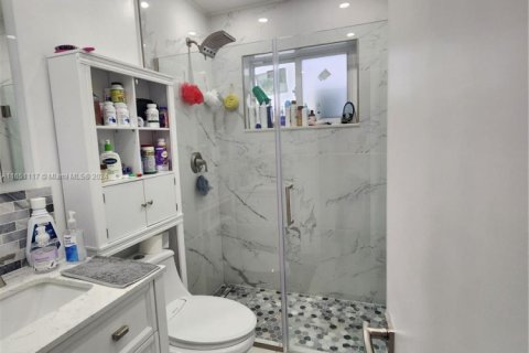 Купить виллу или дом в Хомстед, Флорида 4 спальни, 126.35м2, № 1957882 - фото 4