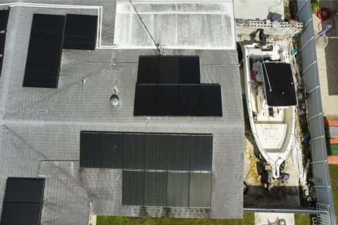 Купить виллу или дом в Хомстед, Флорида 4 спальни, 126.35м2, № 1957882 - фото 18