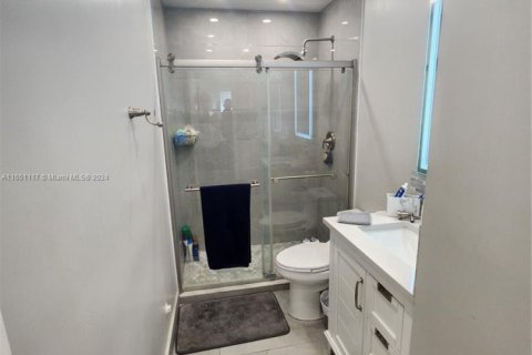 Купить виллу или дом в Хомстед, Флорида 4 спальни, 126.35м2, № 1957882 - фото 8