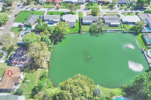 House in Seminole, Florida 3 bedrooms, 140.38 sq.m. № 1893592 - photo 4