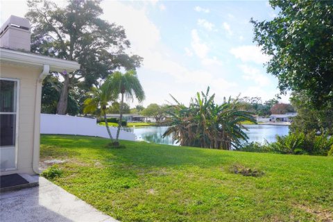 House in Seminole, Florida 3 bedrooms, 140.38 sq.m. № 1893592 - photo 22