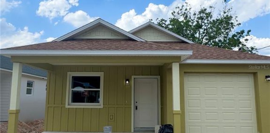 House in Lakeland, Florida 3 bedrooms, 127 sq.m. № 1680426