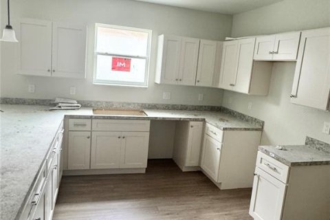 House in Lakeland, Florida 3 bedrooms, 127 sq.m. № 1680426 - photo 4